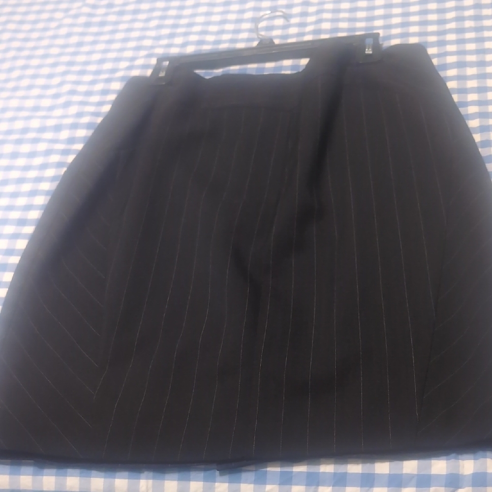 Worthington Black Pinstripe Pencil Skirt